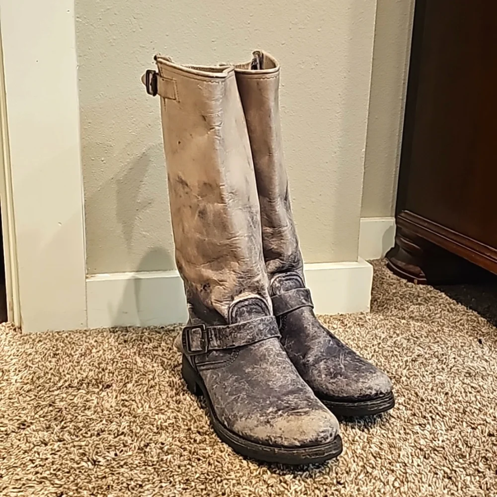 Frye Boots - Picture 1 of 3